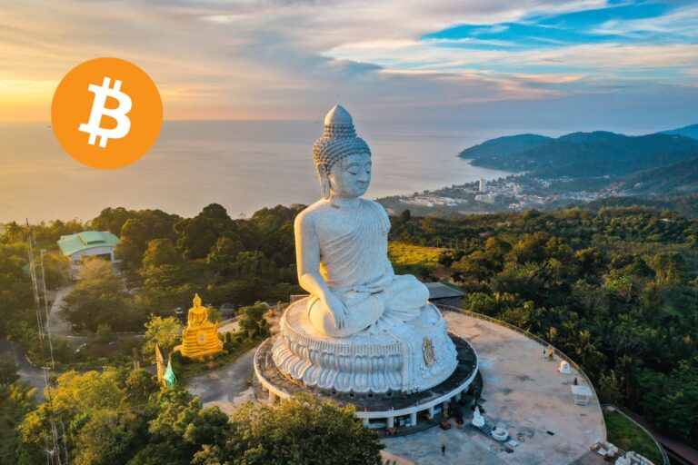Der Big Buddha von Phuket – Symbol für Thailands Bitcoin-Pilotprojekt und die Zukunft der Krypto-Zahlungen für Touristen.